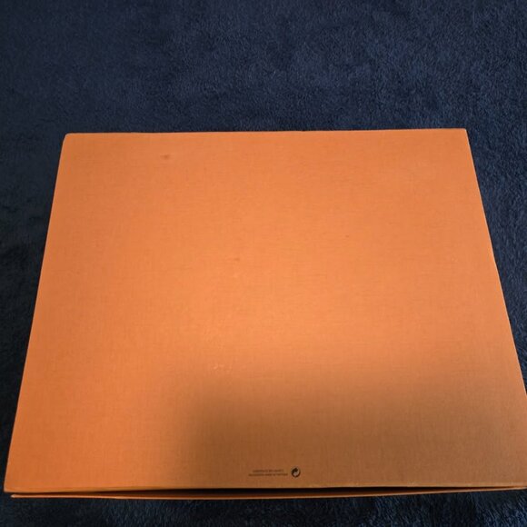Louis Vuitton- Large, Empty Box (BOX ONLY) - Picture 10 of 16